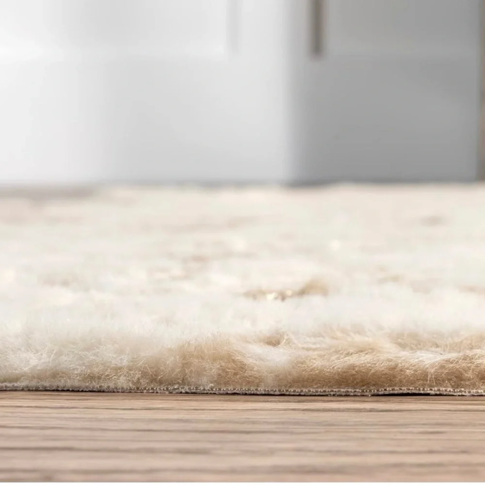 NEW West Elm Faux Cowhide Fur Extra Large White Area Rug Boho Floor - 4’ x 5’